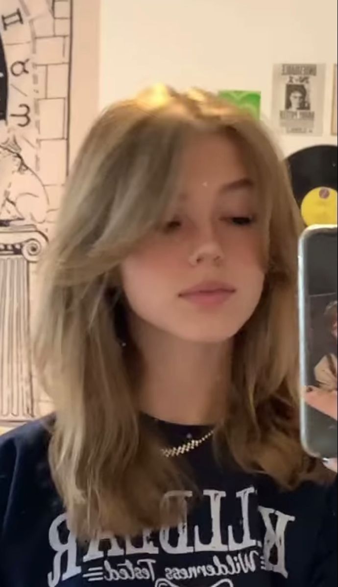 Frange rideau coiffure