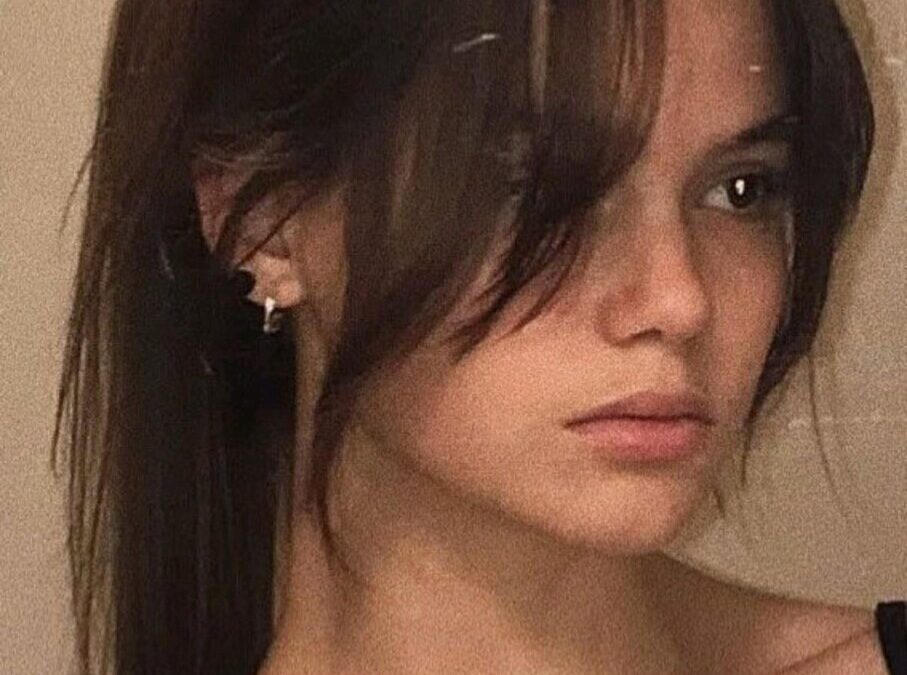 Frange rideau : conseils de coiffure et entretien pour un look tendance