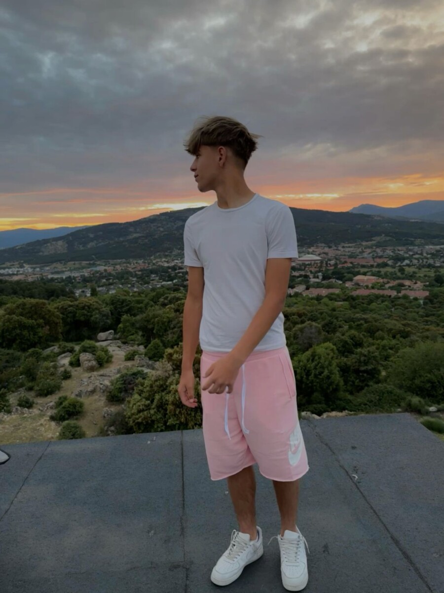 Coupe jeune homme branchée