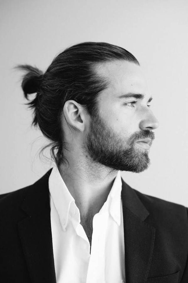 Chignon homme man bun