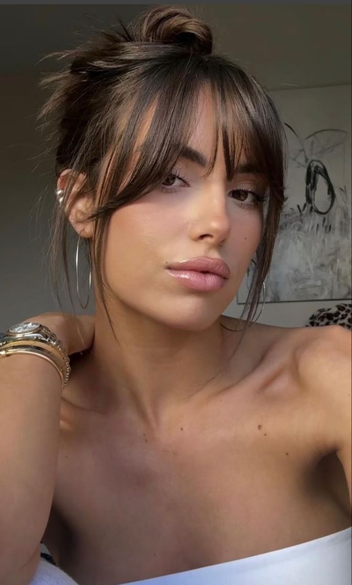 Carré frange effilée