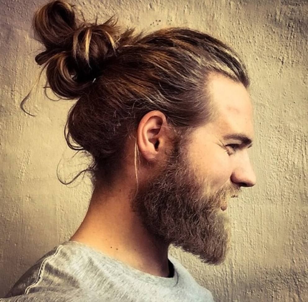 Chignon homme man bun