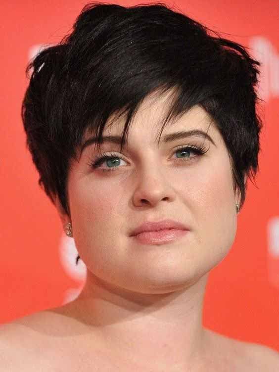 Cheveux fins visage rond