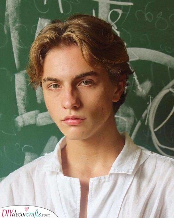 Middle part hair men