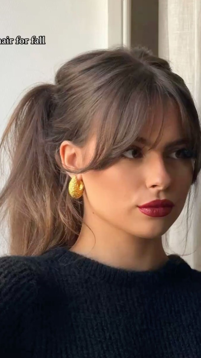Frange de côté femme