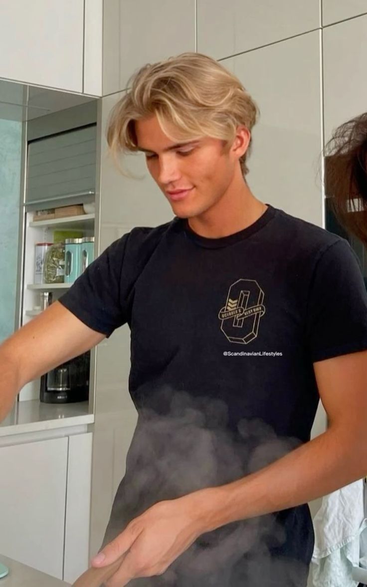 Dégradé blond homme soleil