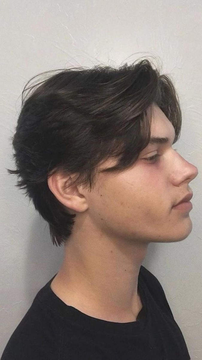 Middle part hair men