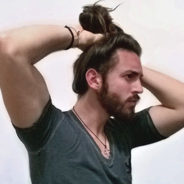Chignon homme
