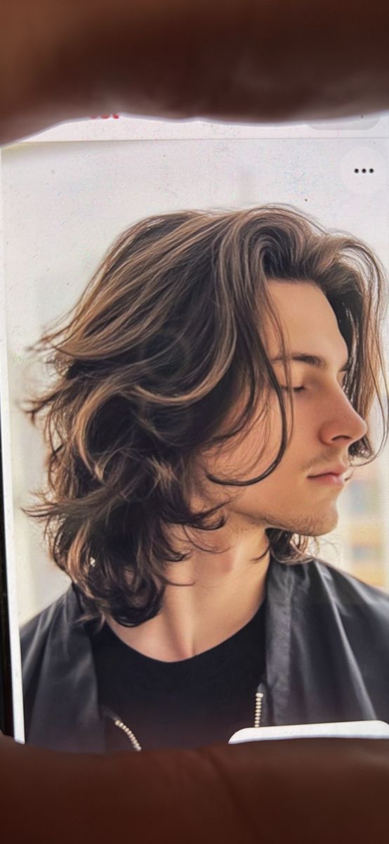 Dégradé cheveux longs homme