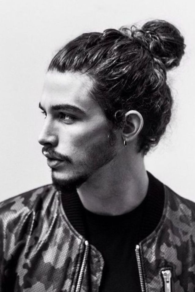 Chignon homme