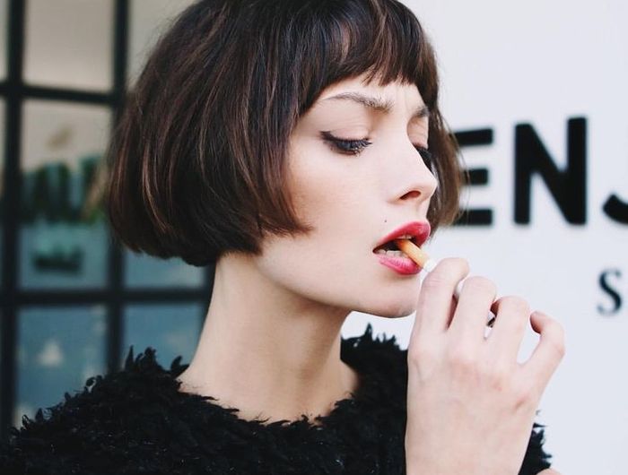 Carré frange effilée