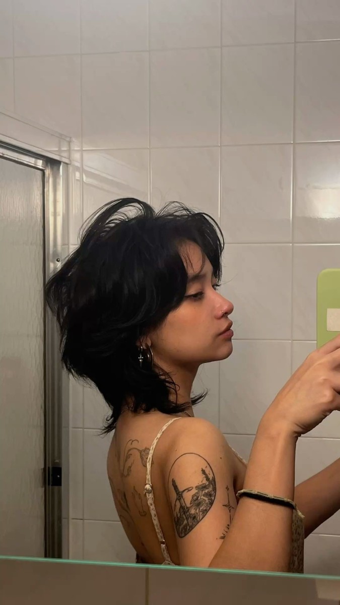 Wolf cut courte femme