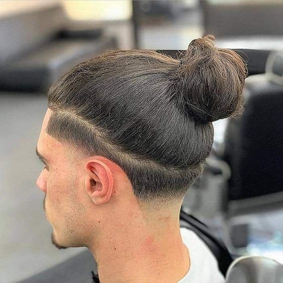 Chignon homme