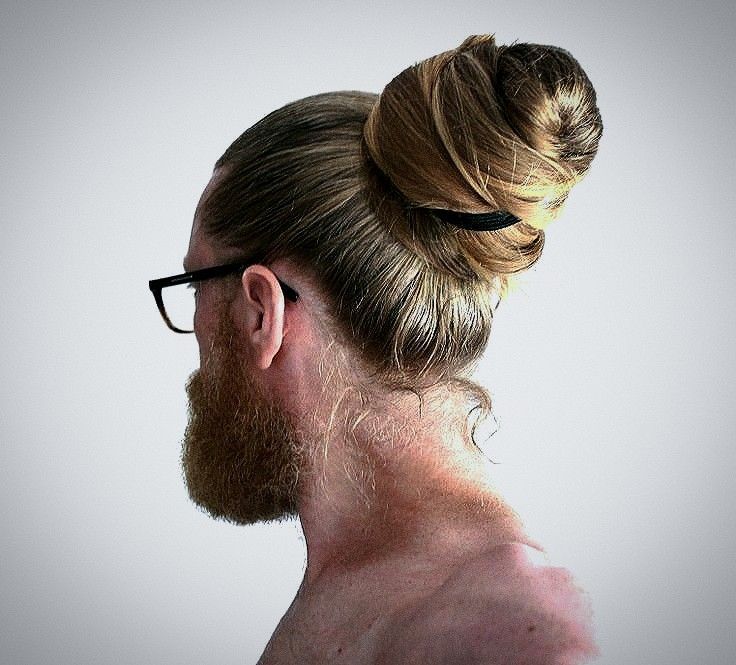 Chignon homme