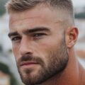 Coupe de cheveux pour calvitie: styles tendance et conseils pratiques